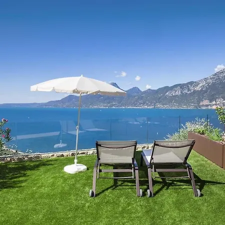 Divina22-apt Unica-con Piscina E Vista Lejlighed Castelletto Di Brenzone